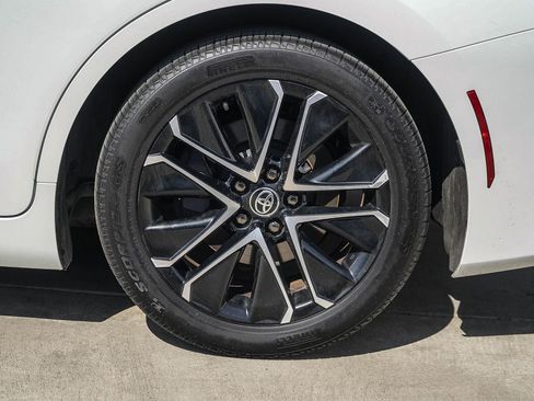 Used 2021 Toyota Mirai RWD image 10