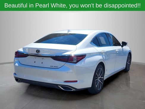 Used 2023 Lexus ES 350 w/ Premium Package FWD image 4