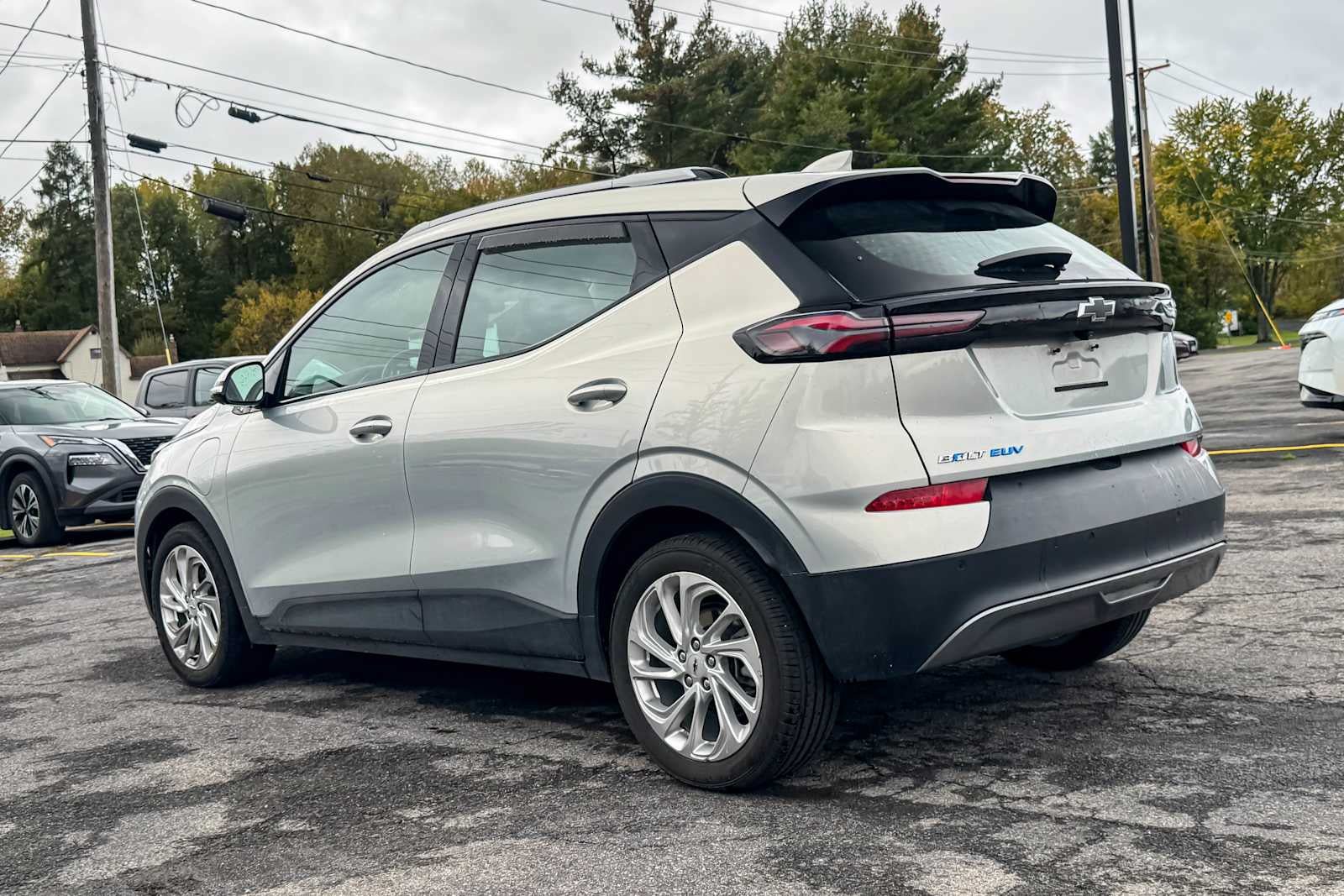 Used 2023 Chevrolet Bolt EUV LT w/ Driver Confidence Package FWD image 5
