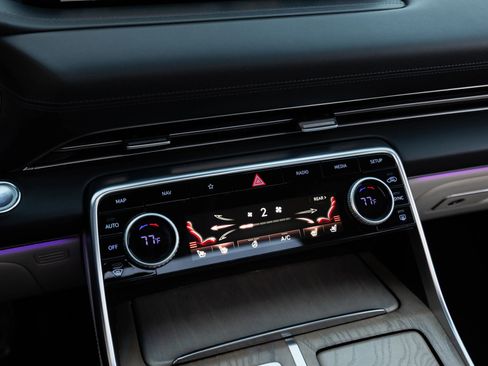 Used 2022 Genesis GV80 3.5T w/ Advanced Package 06 image 36