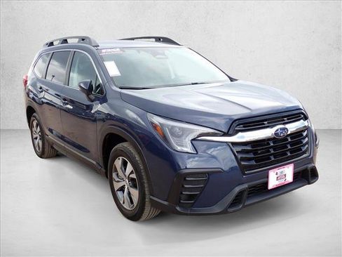 Certified 2023 Subaru Ascent Premium w/ Convenience Package AWD/4WD image 6