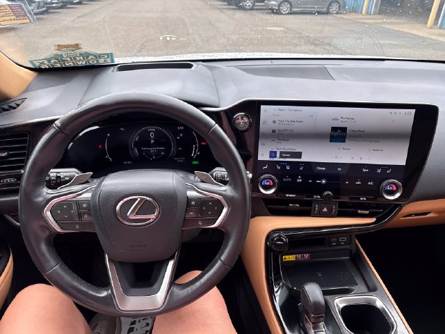 Used 2024 Lexus NX 350h AWD image 10