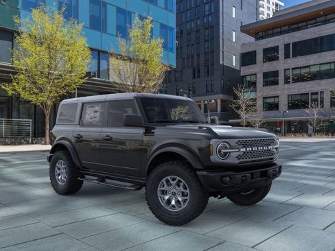 New 2025 Ford Bronco Badlands image 7