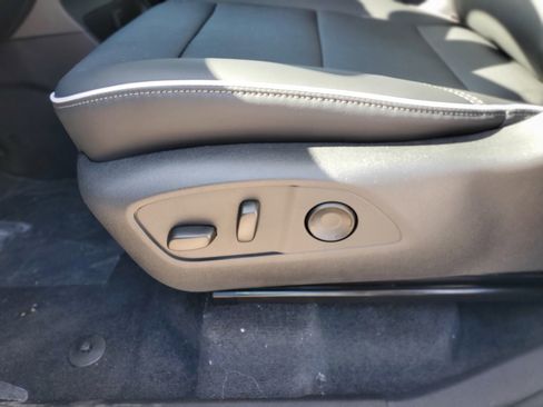 New 2026 Buick Enclave Preferred w/ Power Package image 10