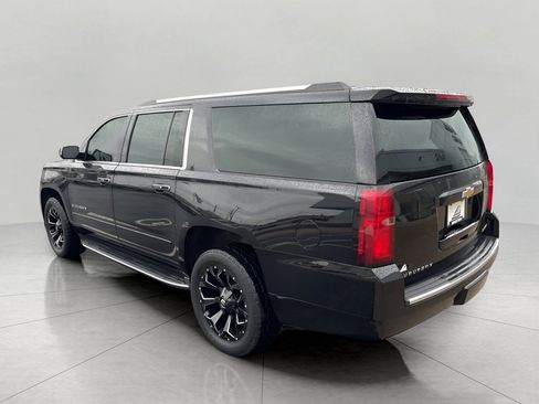 Used 2020 Chevrolet Suburban Premier image 6