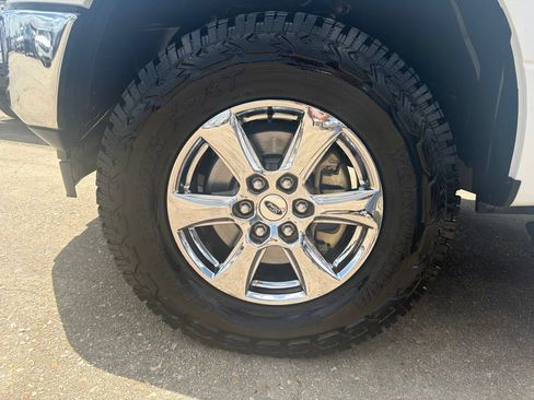 Used 2020 Ford F150 XLT w/ Equipment Group 302A Luxury AWD/4WD image 7