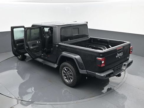 Used 2020 Jeep Gladiator Overland AWD/4WD image 26