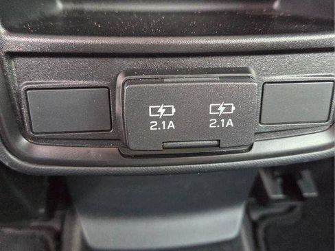 Used 2023 Subaru Forester AWD/4WD image 13