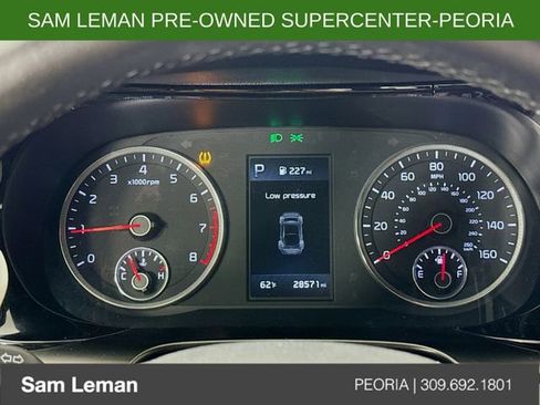 Used 2023 Kia K5 GT image 12