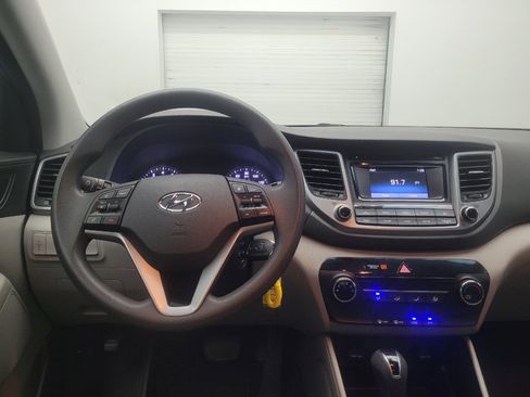 Used 2017 Hyundai Tucson SE w/ SE Popular Package 02 FWD image 22