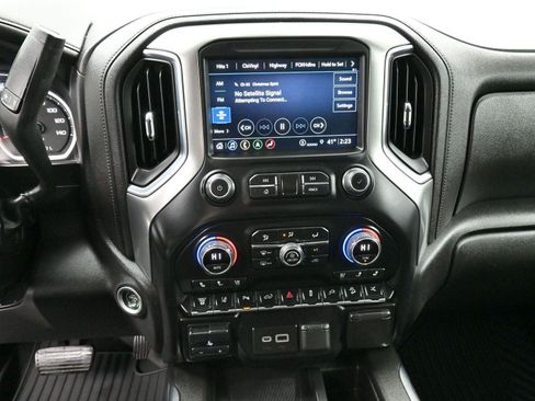 Used 2022 Chevrolet Silverado 2500 LTZ w/ Z71 Chrome Sport Edition image 22