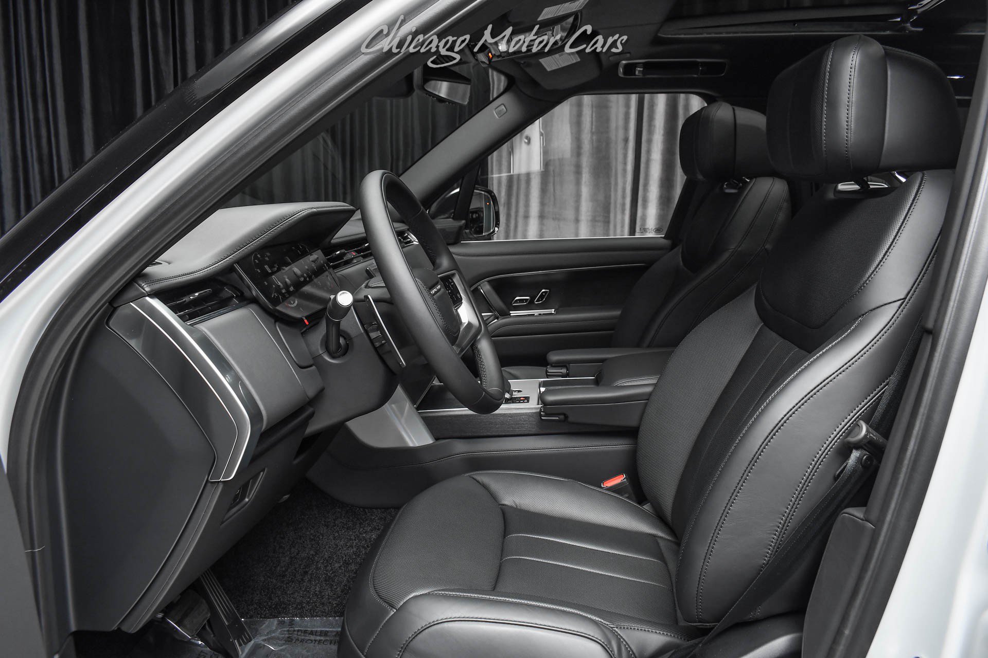 Used 2026 Land Rover Range Rover Long Wheelbase Autobiography AWD/4WD image 23