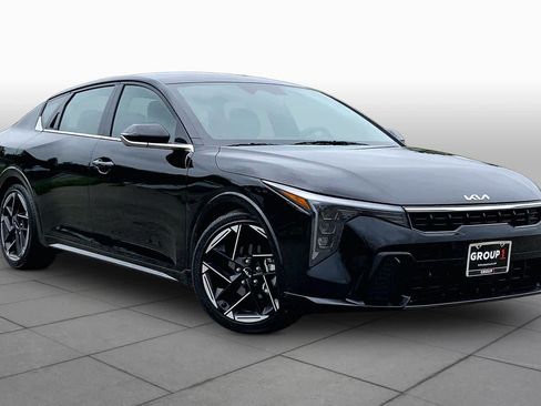 Certified 2025 Kia K4 GT-Line w/ GT-Line Sunroof Package FWD image 4
