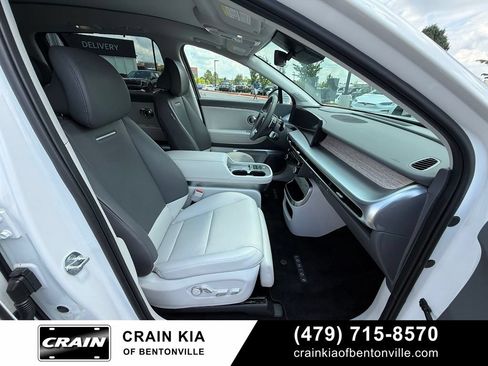 Used 2026 Hyundai Ioniq 9 Limited AWD/4WD image 33