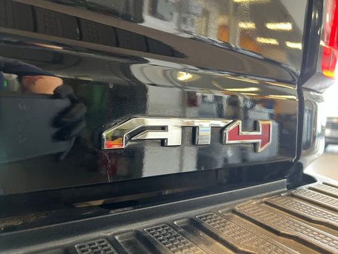 Used 2022 GMC Sierra 2500 AT4 AWD/4WD image 15
