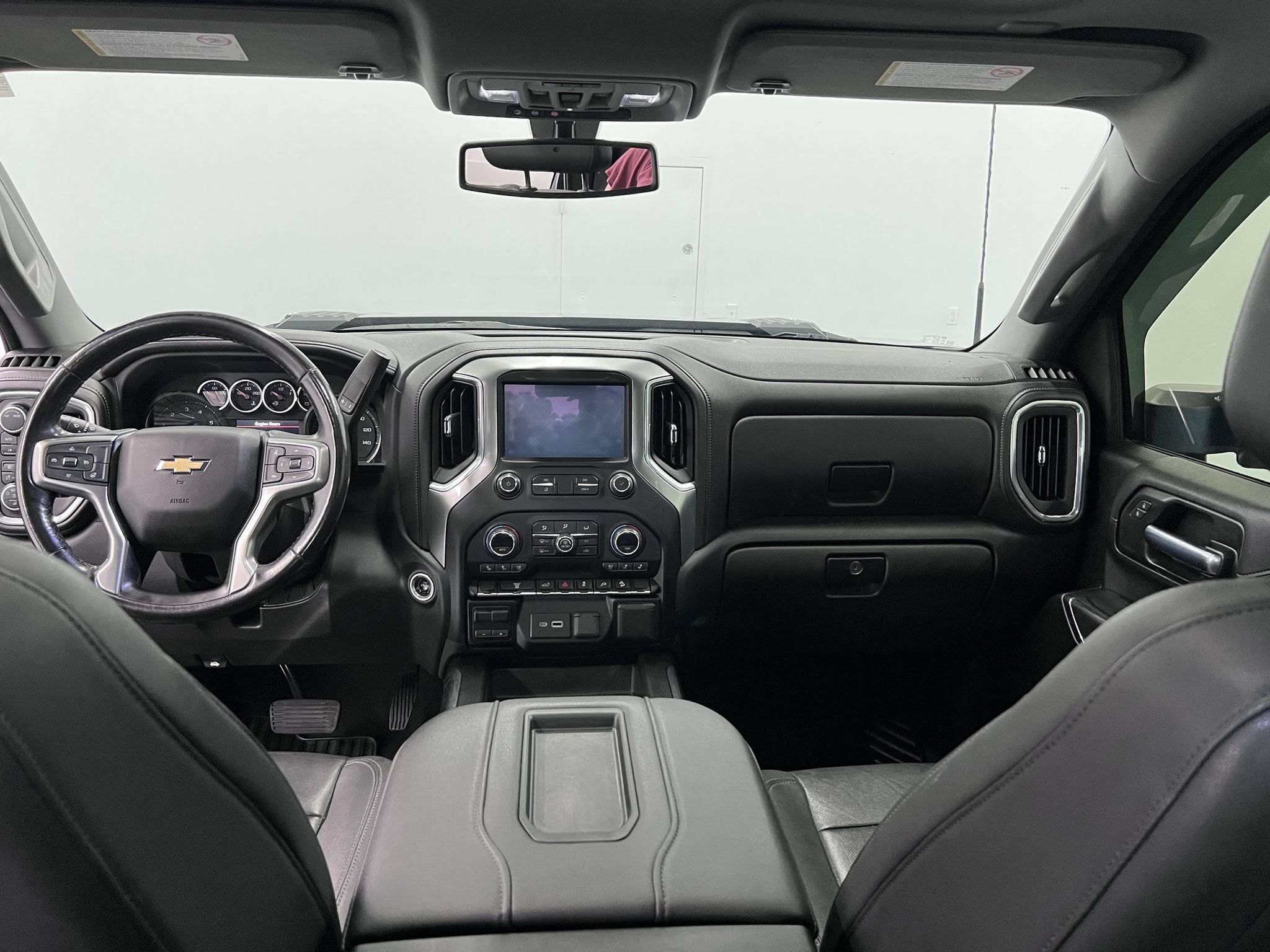 Used 2022 Chevrolet Silverado 2500 LTZ w/ LTZ Convenience Package AWD/4WD image 13