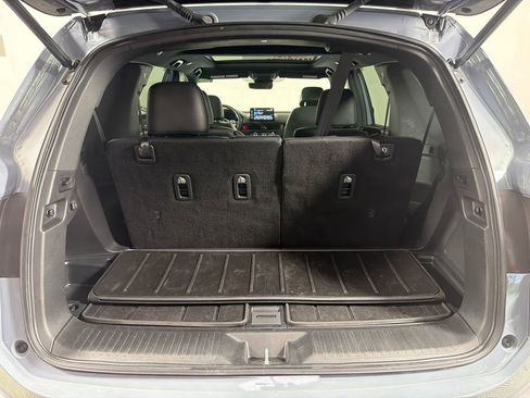 Used 2025 Honda Pilot TrailSport image 19