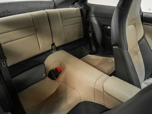 Used 2025 Porsche 911 Carrera image 27