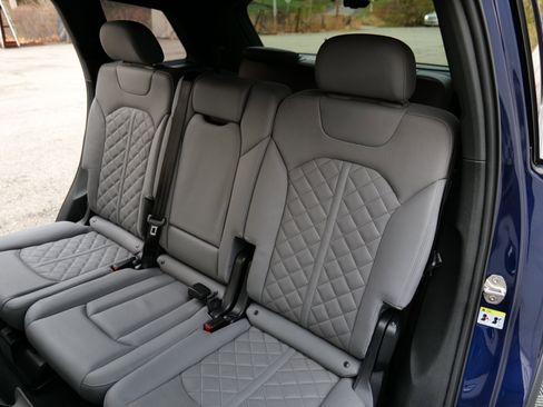 Used 2024 Audi Q7 3.0T Prestige w/ Prestige Package image 49