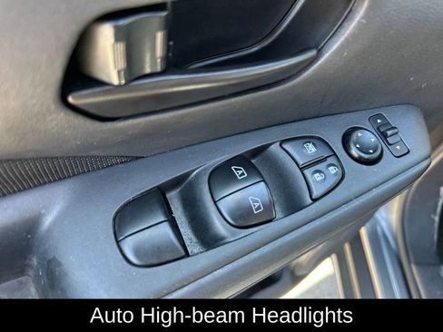 Used 2025 Nissan Kicks Play S FWD image 10