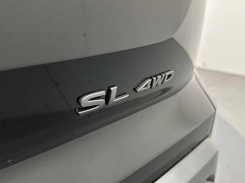New 2026 Nissan Pathfinder SL AWD/4WD image 16