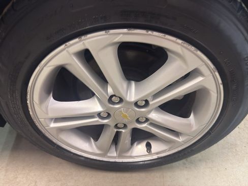 Used 2017 Chevrolet Cruze LT w/ RS Package image 31