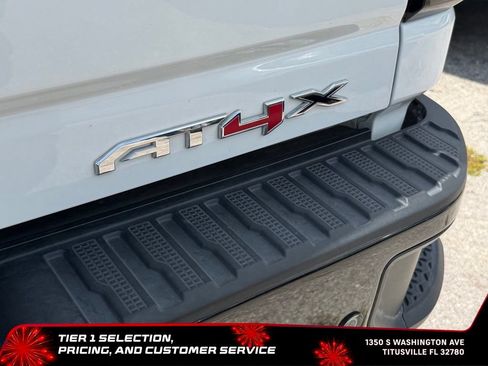 Used 2024 GMC Sierra 2500 AT4X AWD/4WD image 5