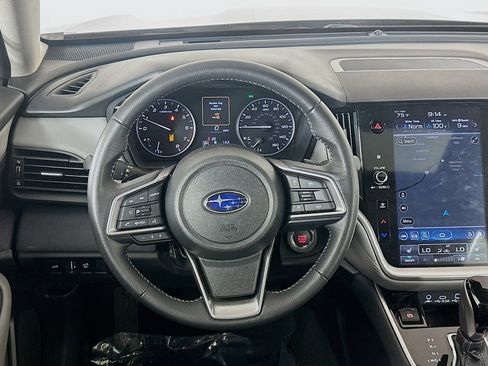 Used 2024 Subaru Outback Premium AWD/4WD image 18