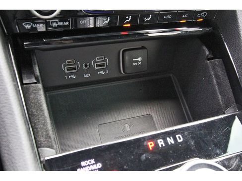 Used 2021 Jeep Grand Cherokee L Overland w/ Luxury Tech Group IV image 31