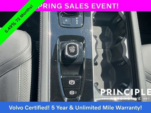Certified 2025 Volvo XC90 B5 Plus AWD/4WD image 21