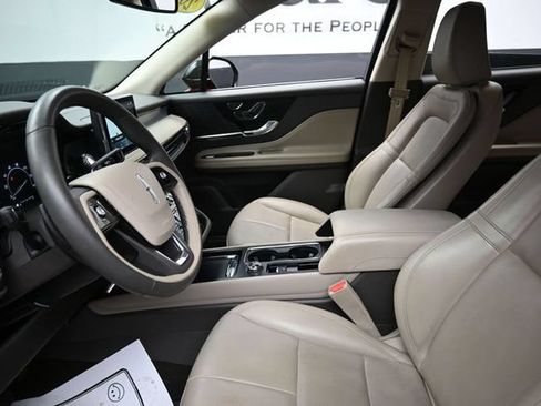 Used 2022 Lincoln Corsair AWD w/ Equipment Group 101A image 17