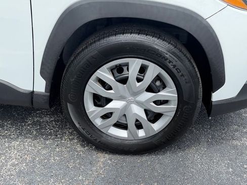 Certified 2024 Toyota Corolla Cross L FWD image 9