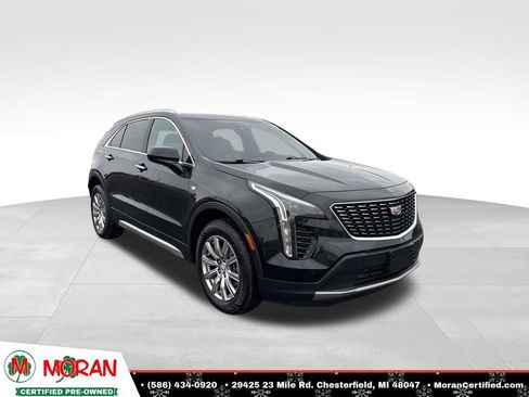 Used 2020 Cadillac XT4 Premium Luxury w/ Cold Weather Package image 7