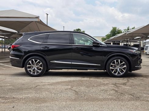 Used 2024 Acura MDX SH-AWD w/ Technology Package image 3