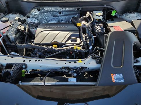 New 2026 Chevrolet Trax ACTIV w/ Sunroof Package image 32