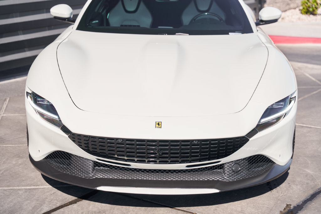Used 2022 Ferrari Roma RWD image 7