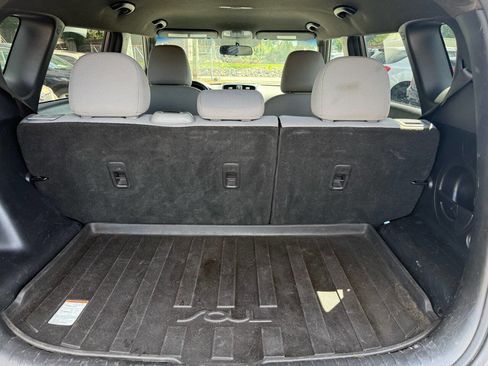 Used 2019 Kia Soul image 27