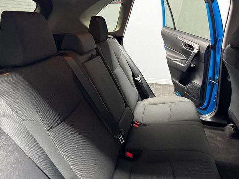 Used 2020 Toyota RAV4 LE image 50