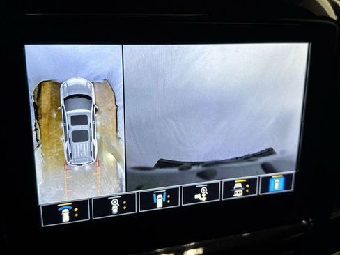 Certified 2023 Chevrolet Traverse RS w/ LPO, Floor Liner Package image 23