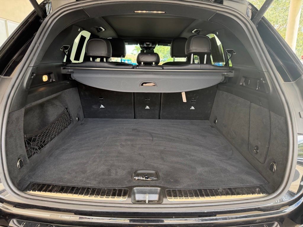 Used 2025 Mercedes-Benz GLE 350 4MATIC image 35