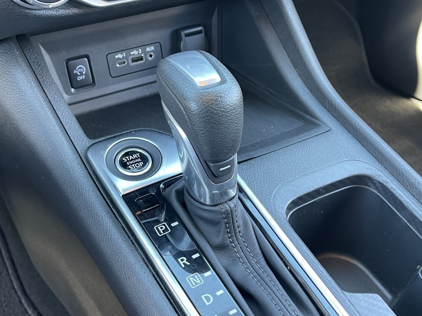 Used 2024 Nissan Sentra SV FWD image 27