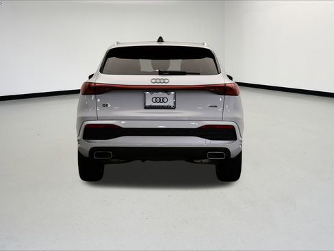 Certified 2025 Audi Q5 Premium Plus w/ Premium Plus image 4