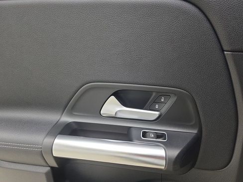 Used 2021 Mercedes-Benz GLA 250 GLA 250 image 26