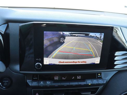 Used 2025 Toyota Camry LE image 22