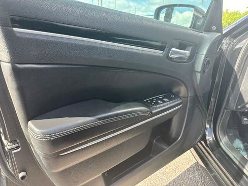 Used 2023 Chrysler 300 S RWD image 15