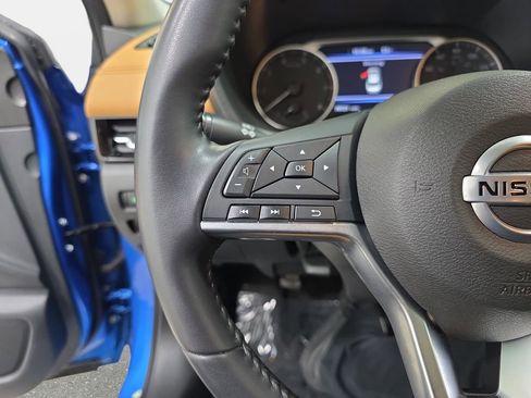 Used 2020 Nissan Sentra SV w/ SV Premium Package FWD image 14