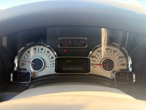 Used 2011 Ford Expedition XLT AWD/4WD image 45