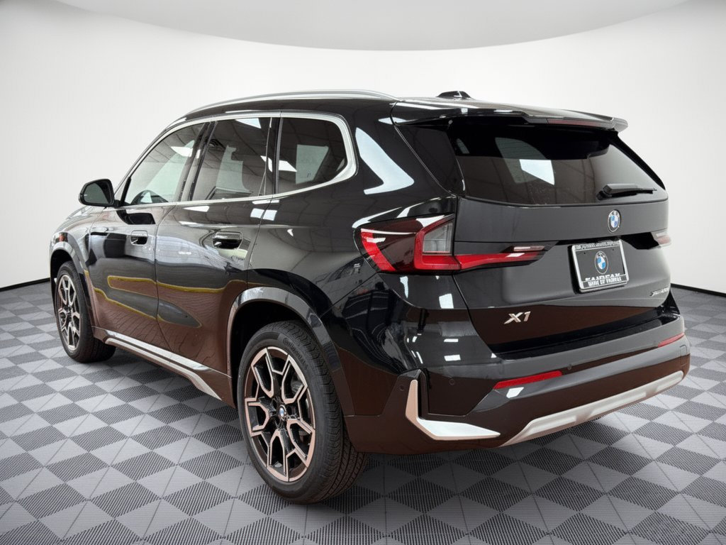 Used 2026 BMW X1 xDrive28i w/ Convenience Package AWD/4WD image 3