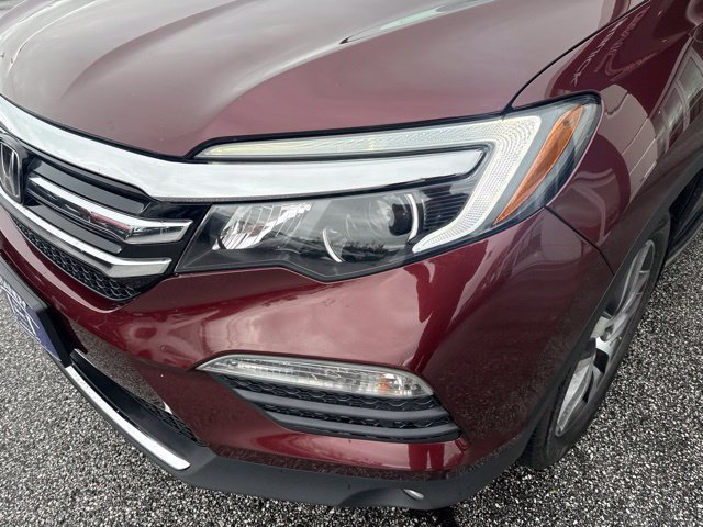 Used 2018 Honda Pilot Touring image 12