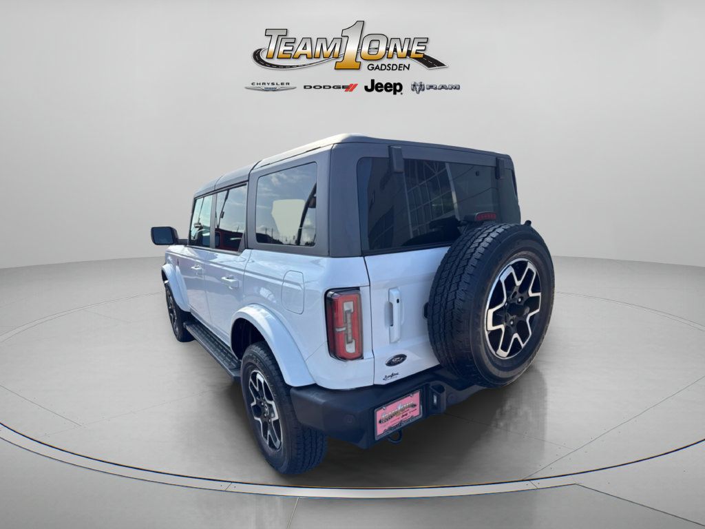 Used 2024 Ford Bronco Outer Banks AWD/4WD image 6